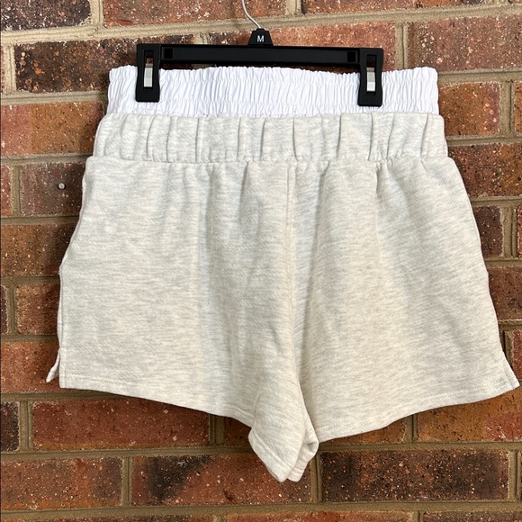 BUCKETLIST Women's Light Gray Athletic Shorts - Picture 2 of 5